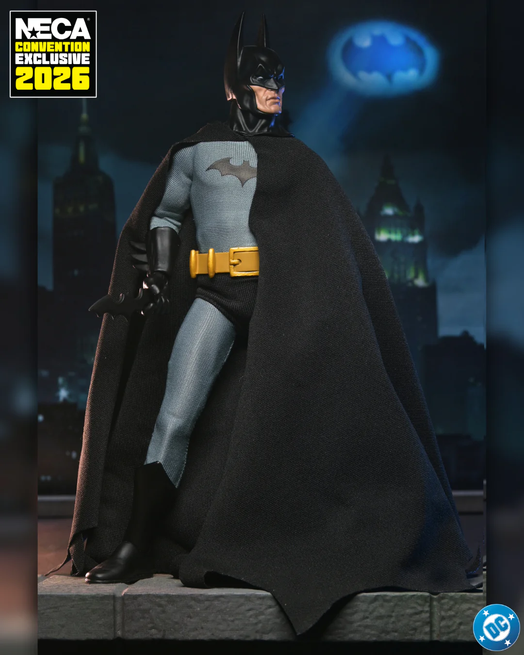 61621-DC-Comics-Batman-8-Clothed-Action-Figure-2026-Con-Exclusive_5