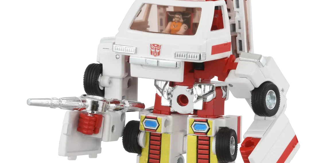 O Retorno do Médico Autobot: Takara Tomy anuncia ‘Missing Link’ C-15 Ratchet